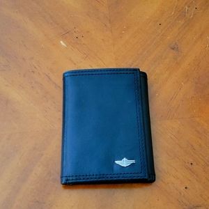 DOCKERS WALLET,  MEN'S BLACK LEATHER TRIFOLD